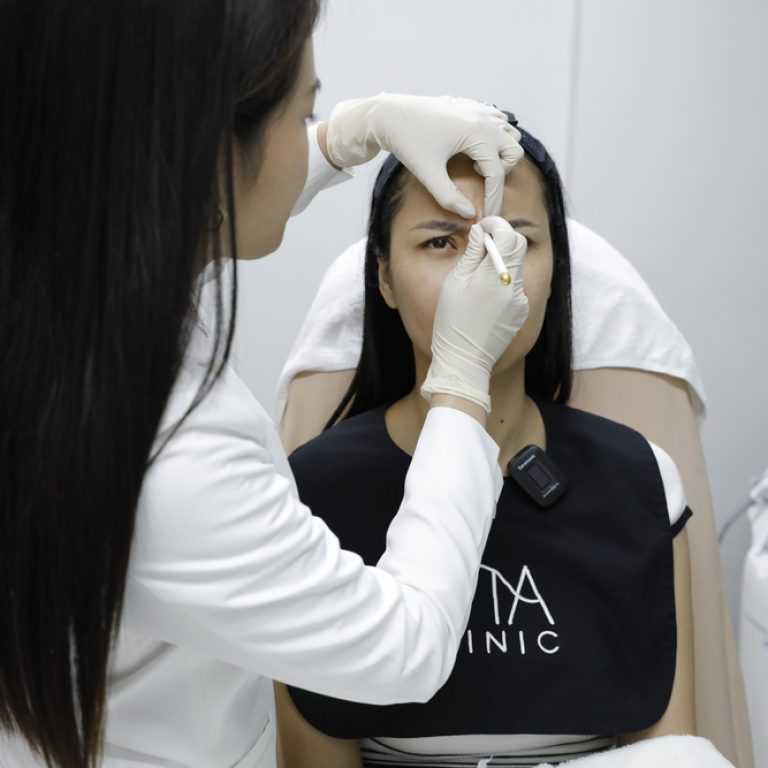 ฉีดโบ ลดริ้วรอย 1 -2